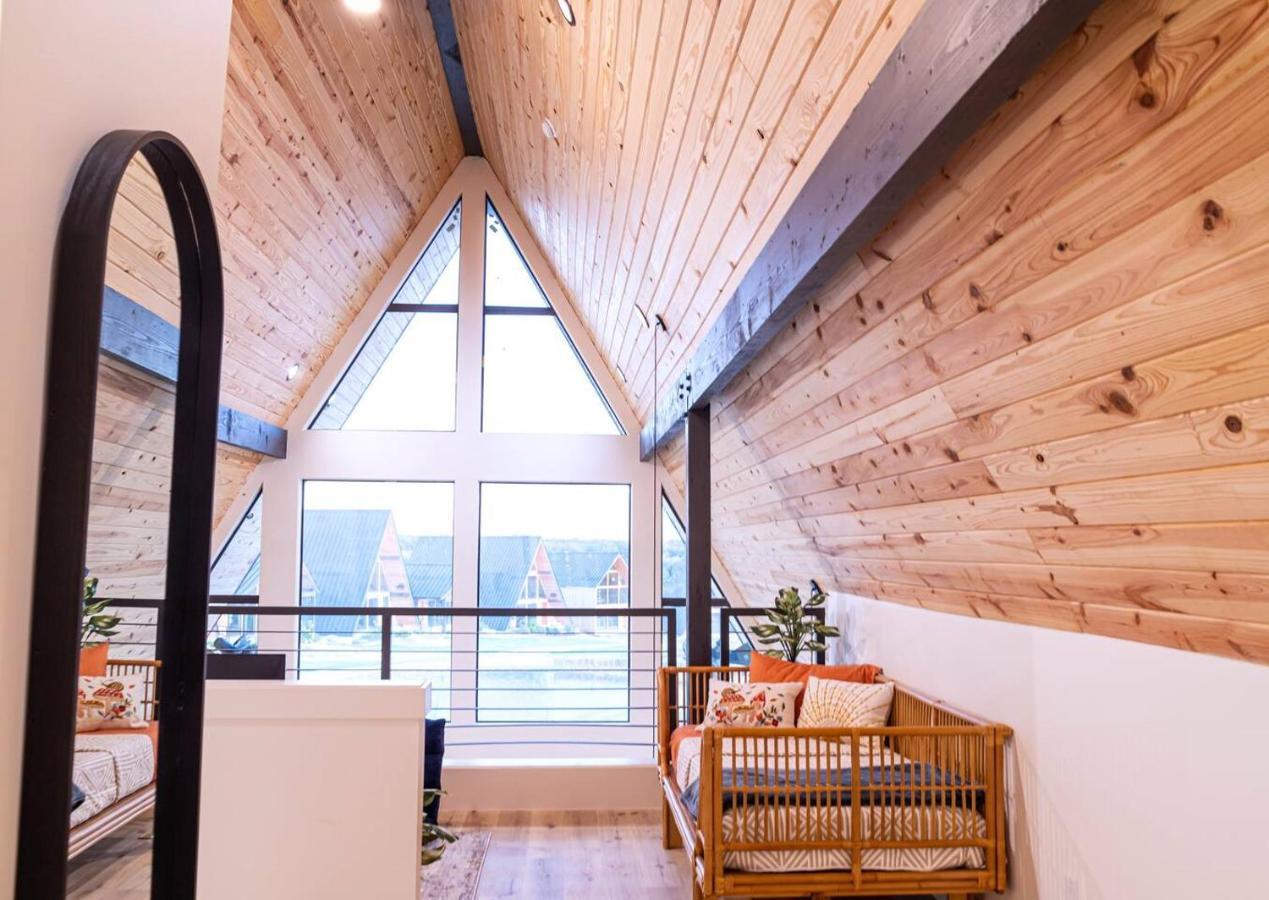 Gruene Daze Chalet - Stylish Aframe - Escape The Ordinary Ню Браунфелс Екстериор снимка