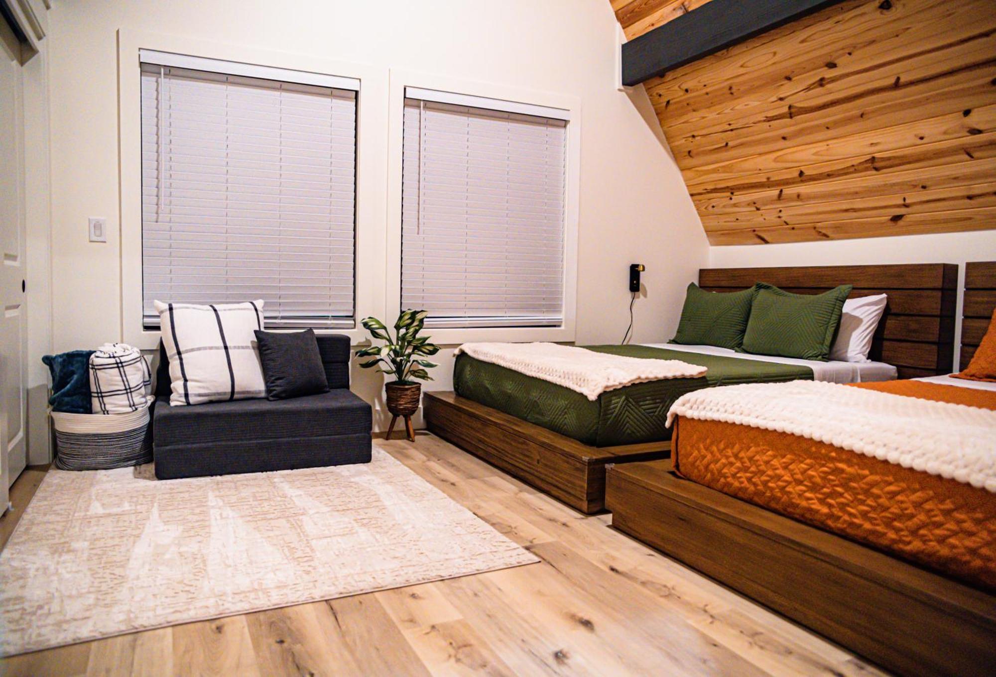 Gruene Daze Chalet - Stylish Aframe - Escape The Ordinary Ню Браунфелс Екстериор снимка